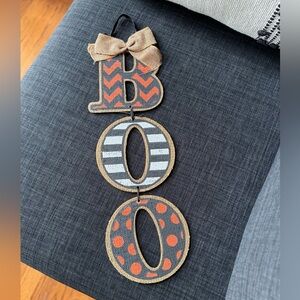 “BOO” welcome sign/wall decor
